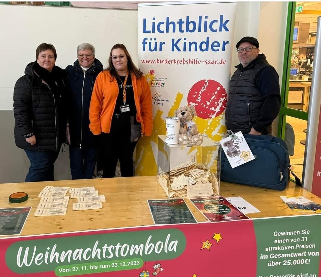 Weihnachtstombola Globus Losheim - Kinderkrebshilfe-Saar